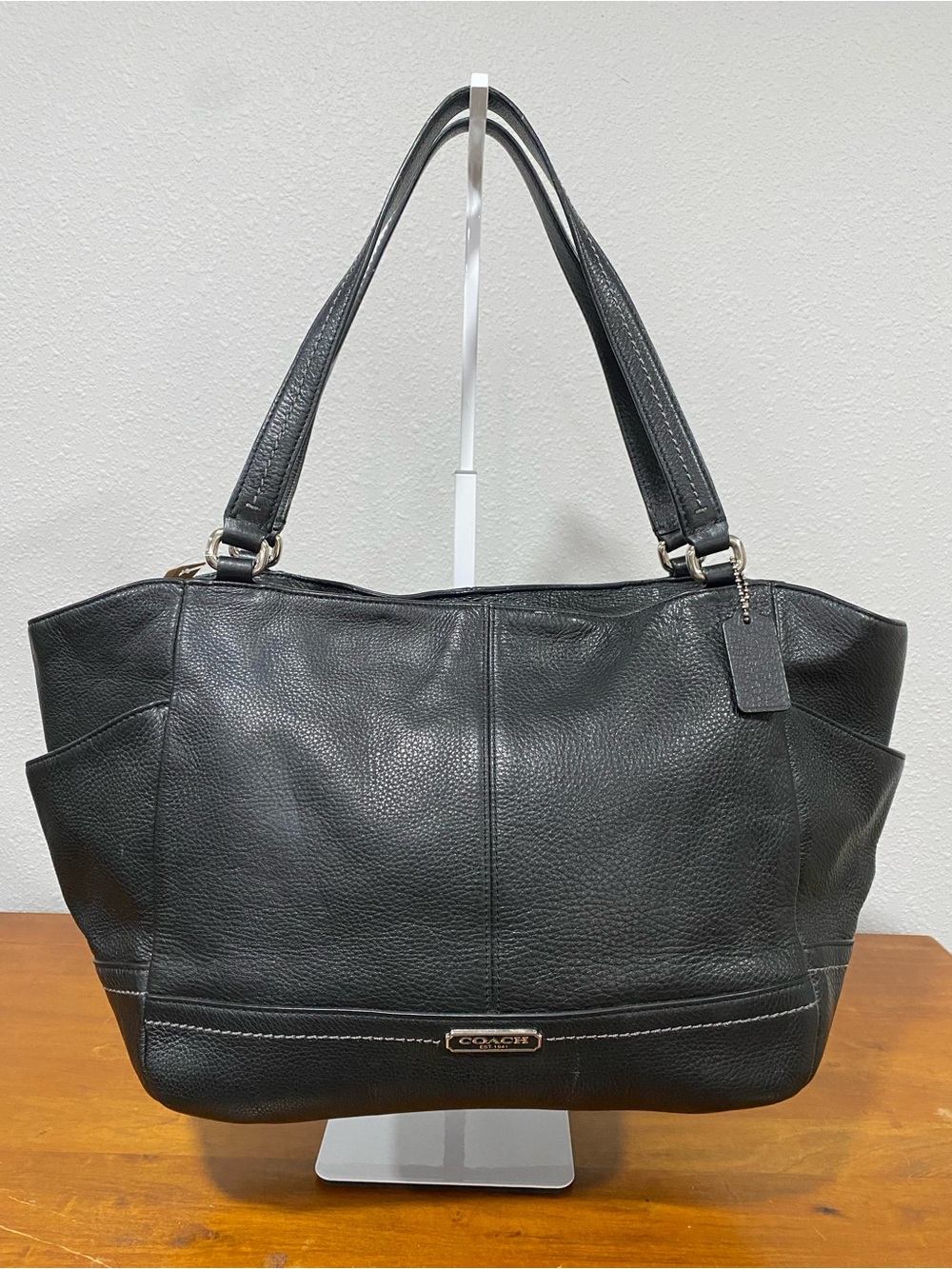 Coach Black Pebbled Leather Tote with Dual Straps 💐Authenticity Not Guaranteed💐